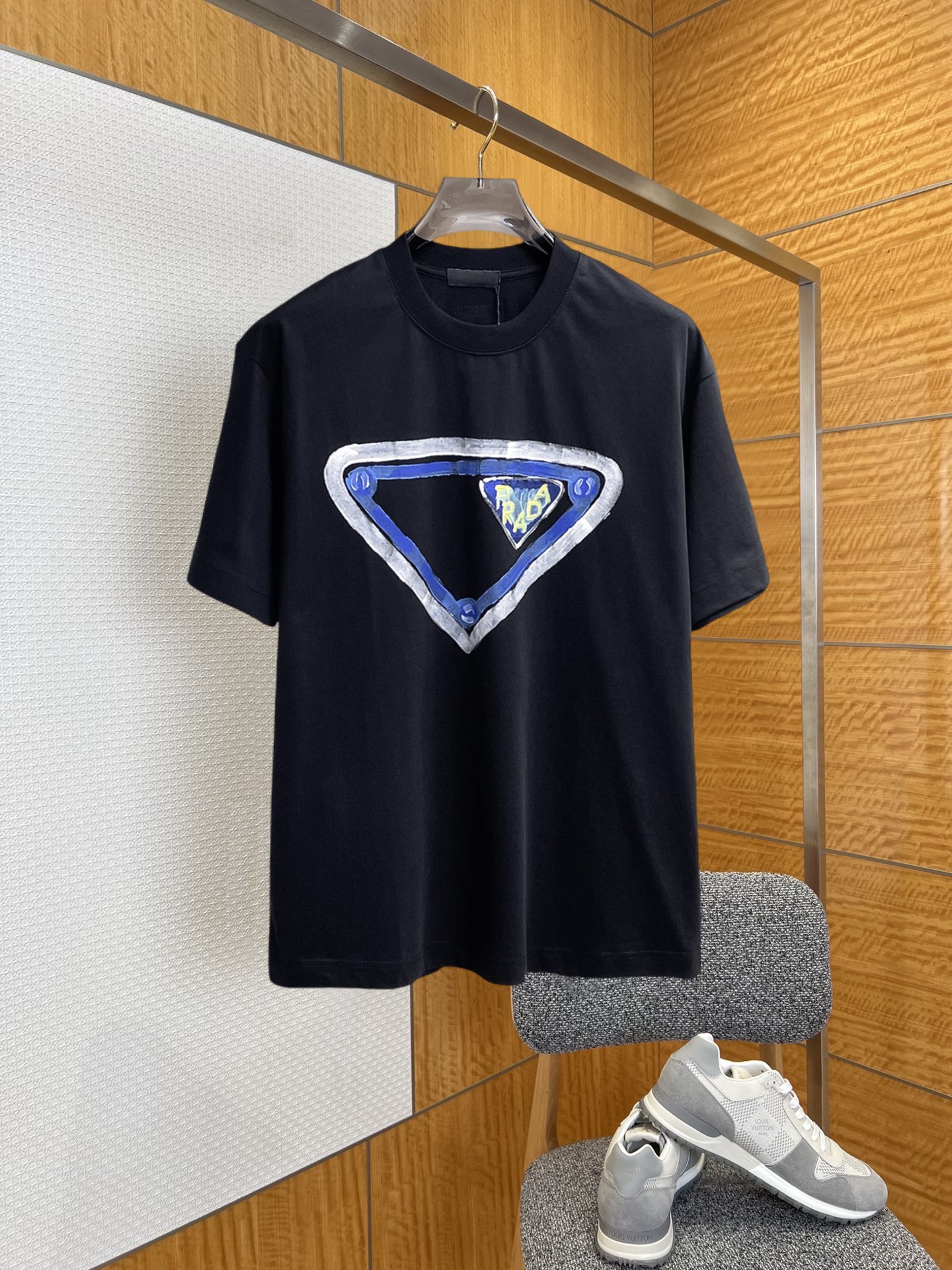 short sleeves